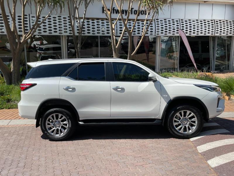 2021 Toyota 2.8GD-6 4×4 VX